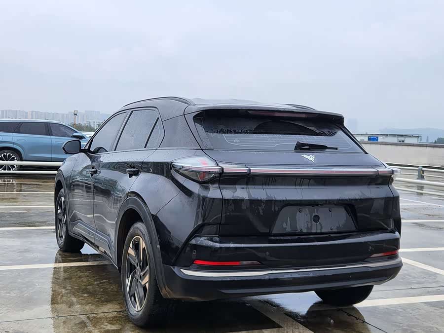 哪吒汽车 哪吒X 2024 汽车图片 #7