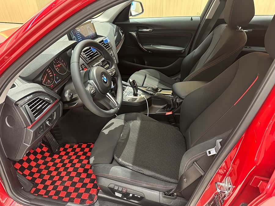 BMW 1 Series (Imported) 2012 car image #7