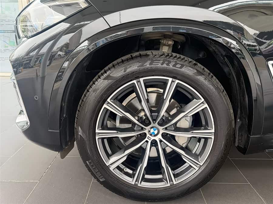 BMW X5 2022 car image #7