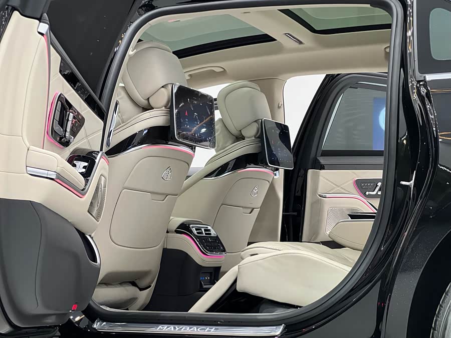 Mercedes-Benz Maybach S Class 2022 car image #7