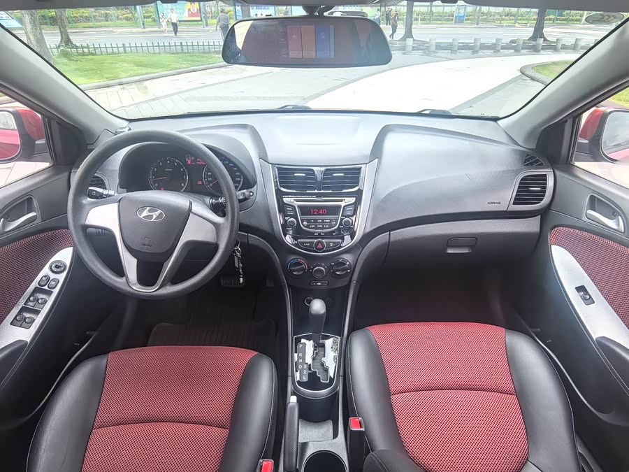 Mazda Reina Hatchback 2014 #7 Mazda Reina Hatchback 2014 car image #7