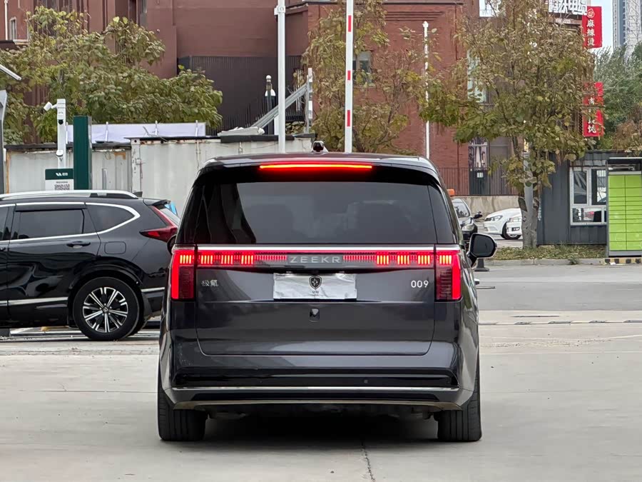 Volkswagen Phideon 2023 immagine di auto #7