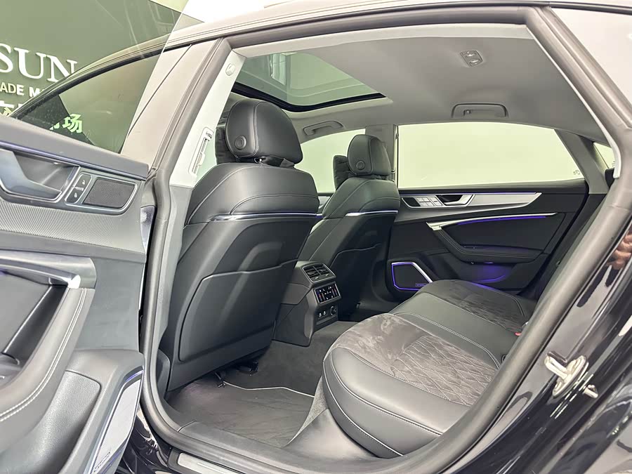 Audi A7L 2024 imagem de carro #7