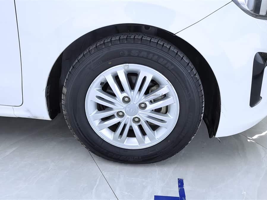 起亚 焕驰 2018 汽车图片 #7