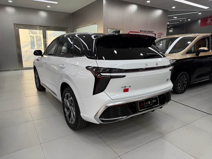 HongQi HS3 PHEV 2025 #7 HongQi HS3 PHEV 2025 car image #7