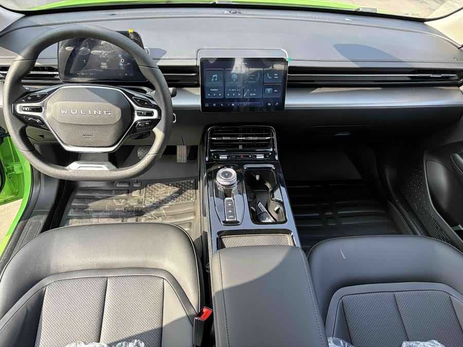 五菱汽车 五菱E5 2025 汽车图片 #7