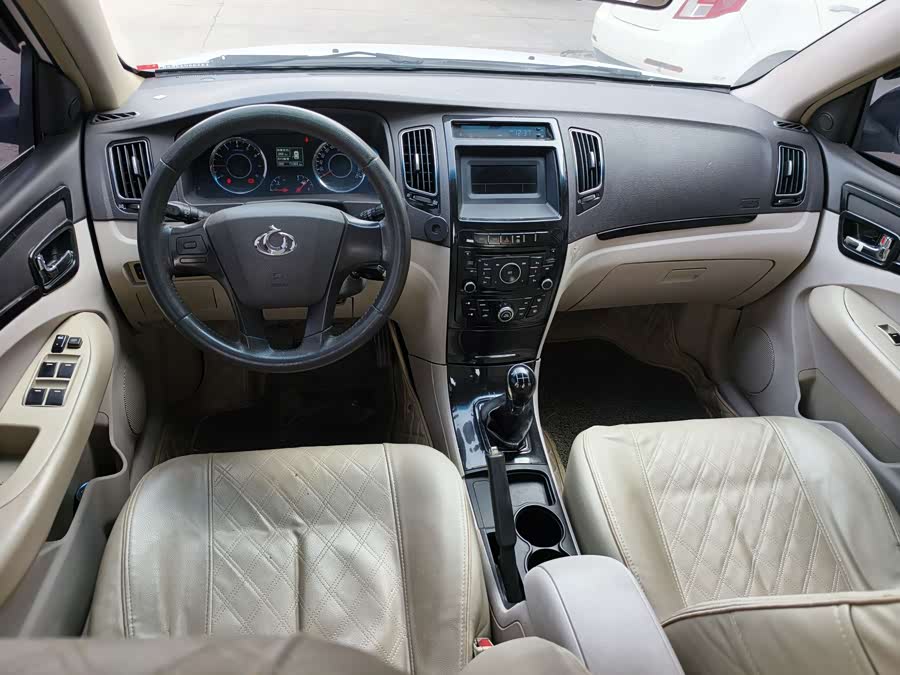 GEELY GC7 2013 car image #7