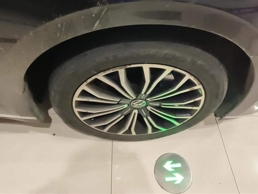 Volkswagen Phideon 2023 immagine di auto #7