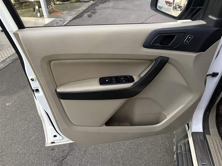 Ford Everest 2018 #7 Ford Everest 2018 car image #7