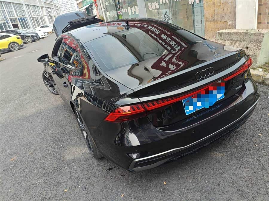 Audi A7L 2024 car image #7