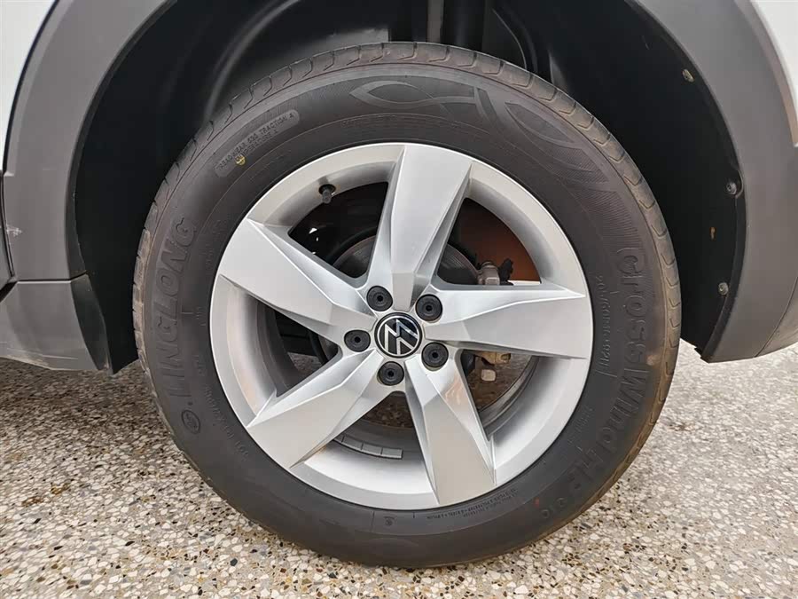 Volkswagen T-Cross 2022 car image #7