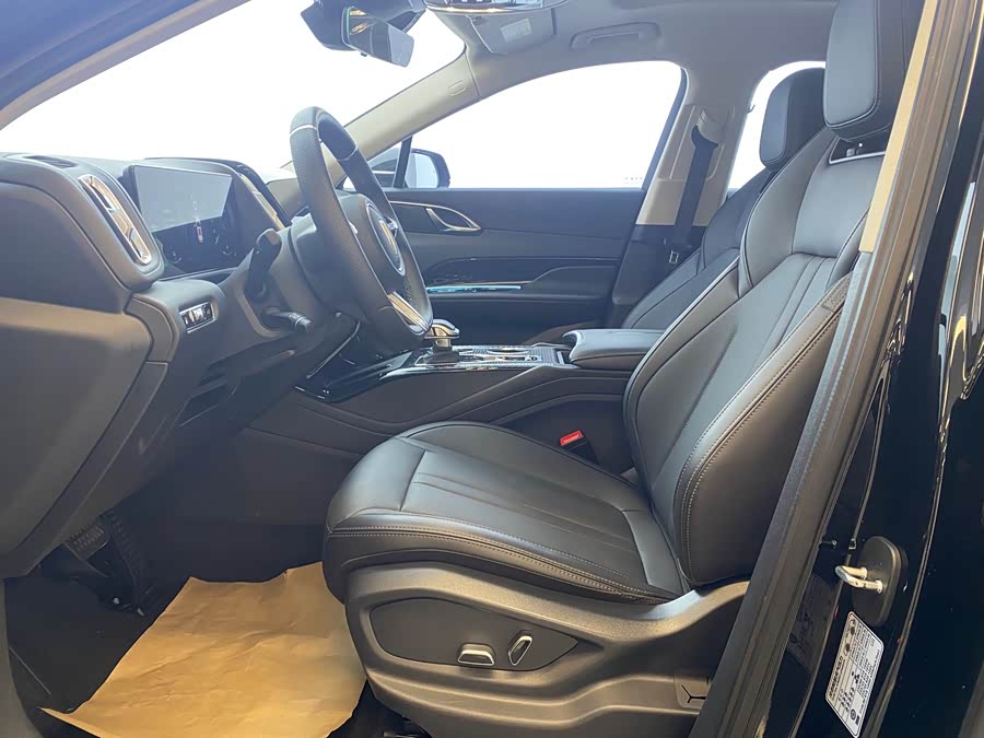 HongQi HS3 PHEV 2024 #7 HongQi HS3 PHEV 2024 car image #7