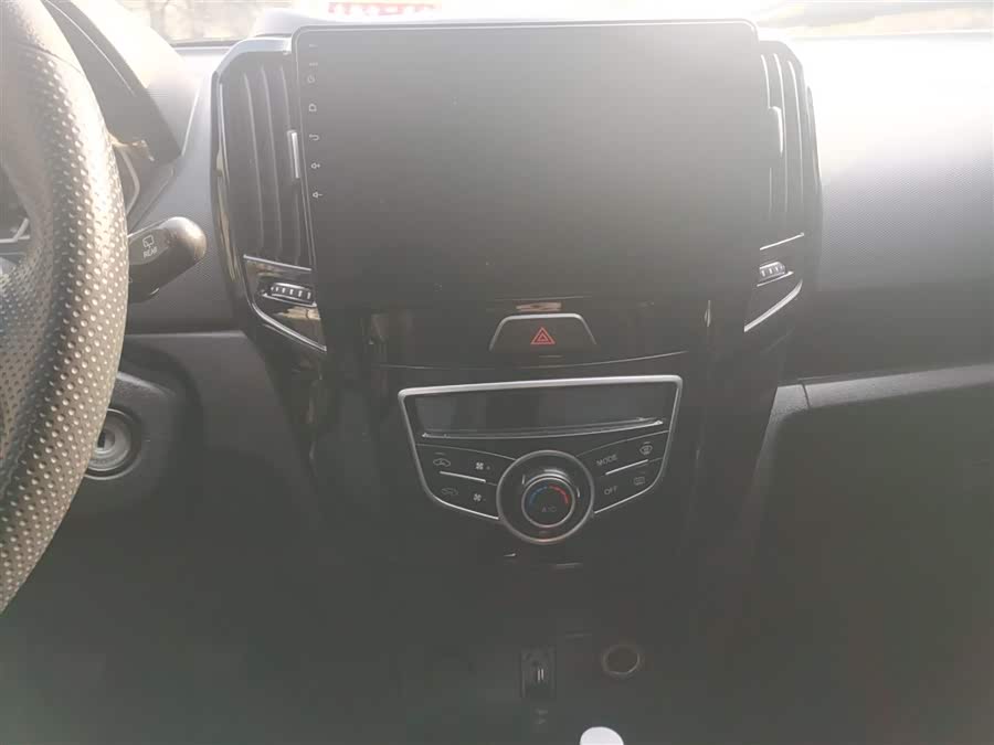 Haval H1 2016 car image #7