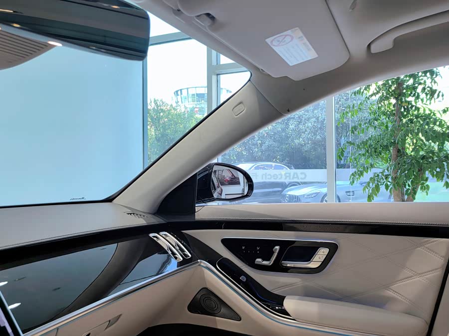 Mercedes-Benz Maybach S Class 2022 car image #7