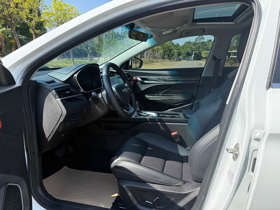 GEELY Binray 2021 car image #7