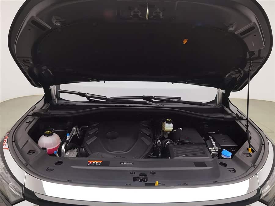 GEELY Okavango L 2025 car image #7