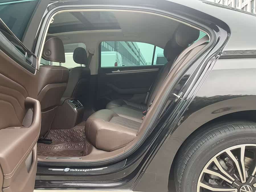 Volkswagen Phideon 2021 immagine di auto #7