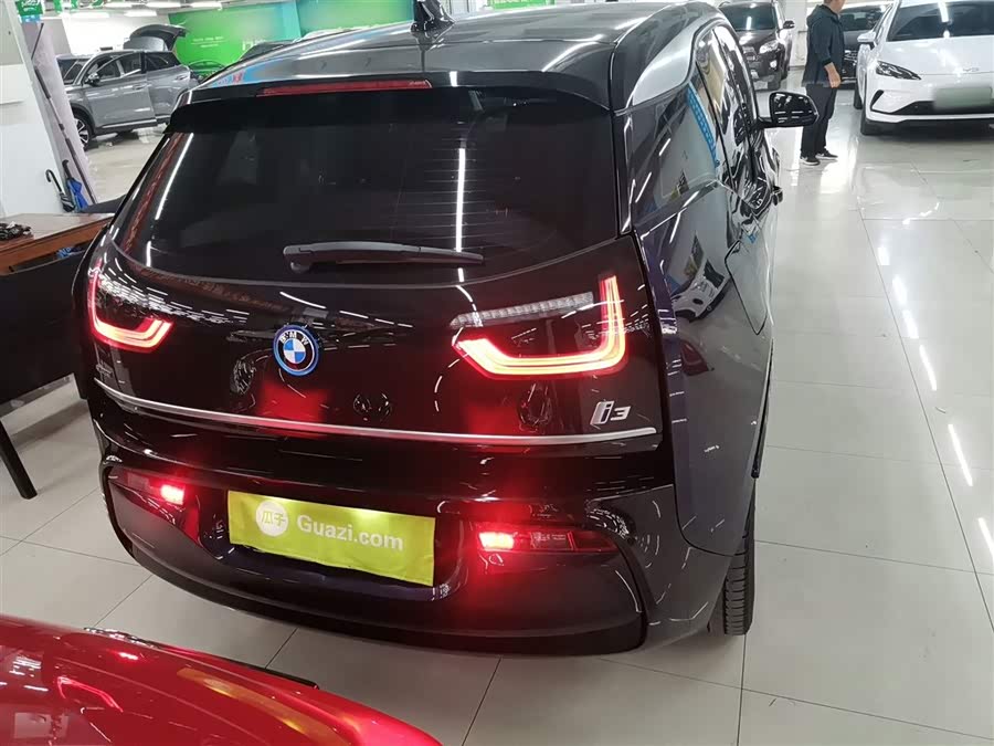 BMW i3 (Imported) 2018 صورة سيارة #7