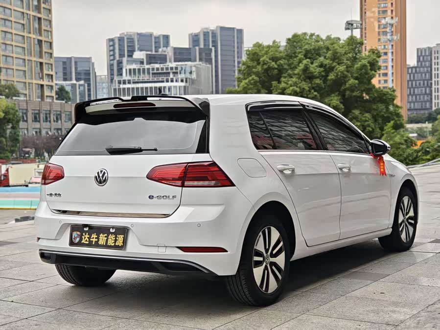 Volkswagen Golf Pure Electric 2021 imagen de coche #7