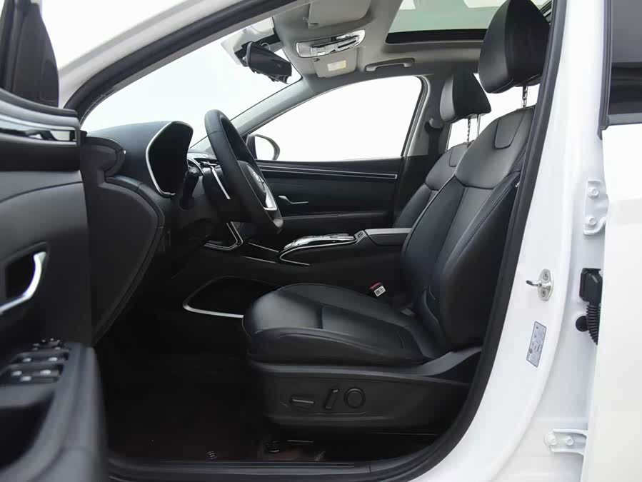 Hyundai Tucson 2023 car image #7