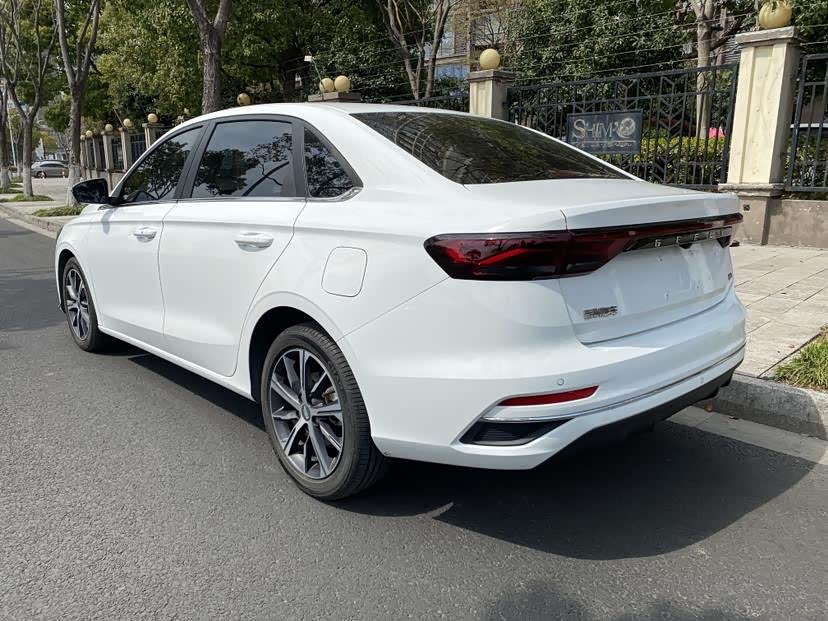 GEELY Emgrand 2022 #7 GEELY Emgrand 2022 car image #7