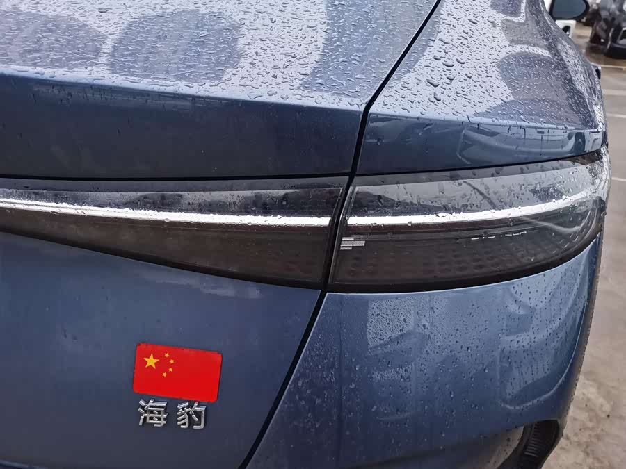 BYD Seal 2024 car image #7