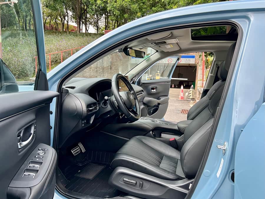 Honda ZR-V 2023 car image #7