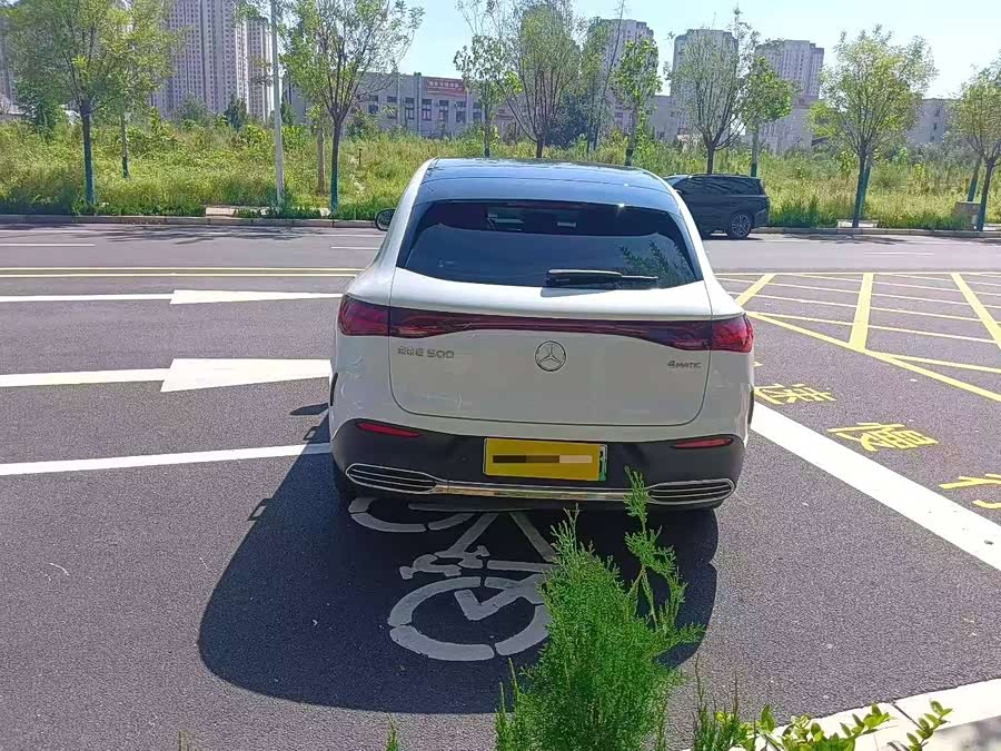 Mercedes-Benz EQE SUV 2023 immagine di auto #7