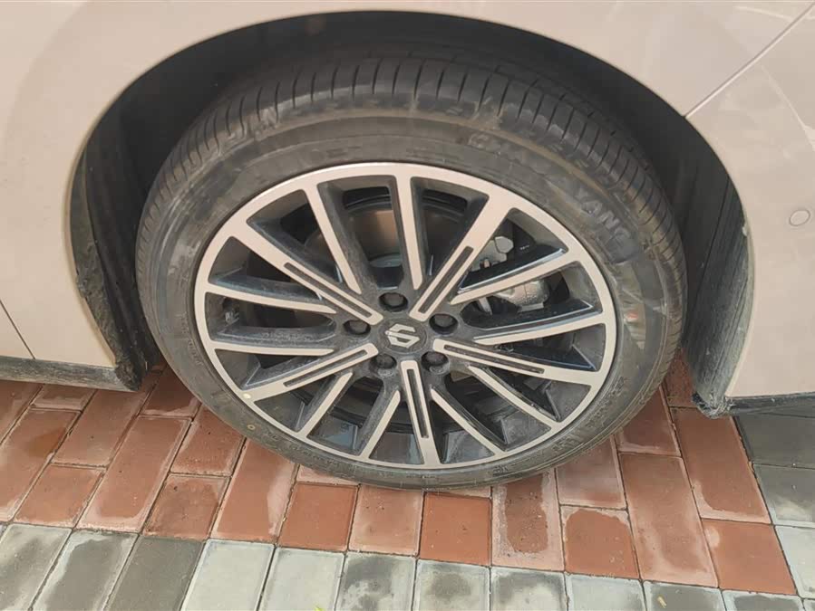 零跑汽车 零跑B01 2025 汽车图片 #7