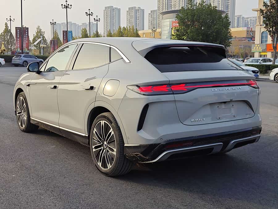 Denza N7 2024 صورة سيارة #7