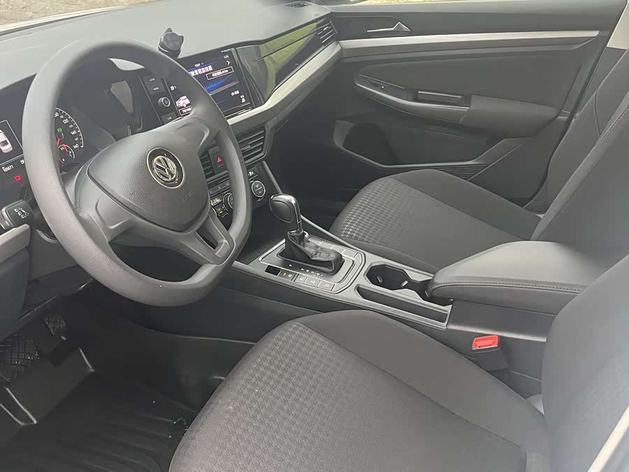 Volkswagen Bora Pure Electric 2020 صورة سيارة #7