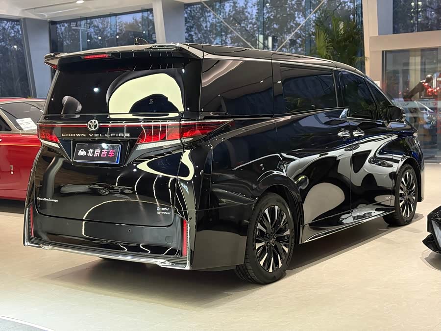 丰田 威尔法 2023 汽车图片 #7