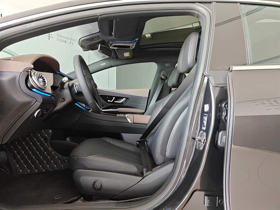 Mercedes-Benz EQS Class 2025 car image #7