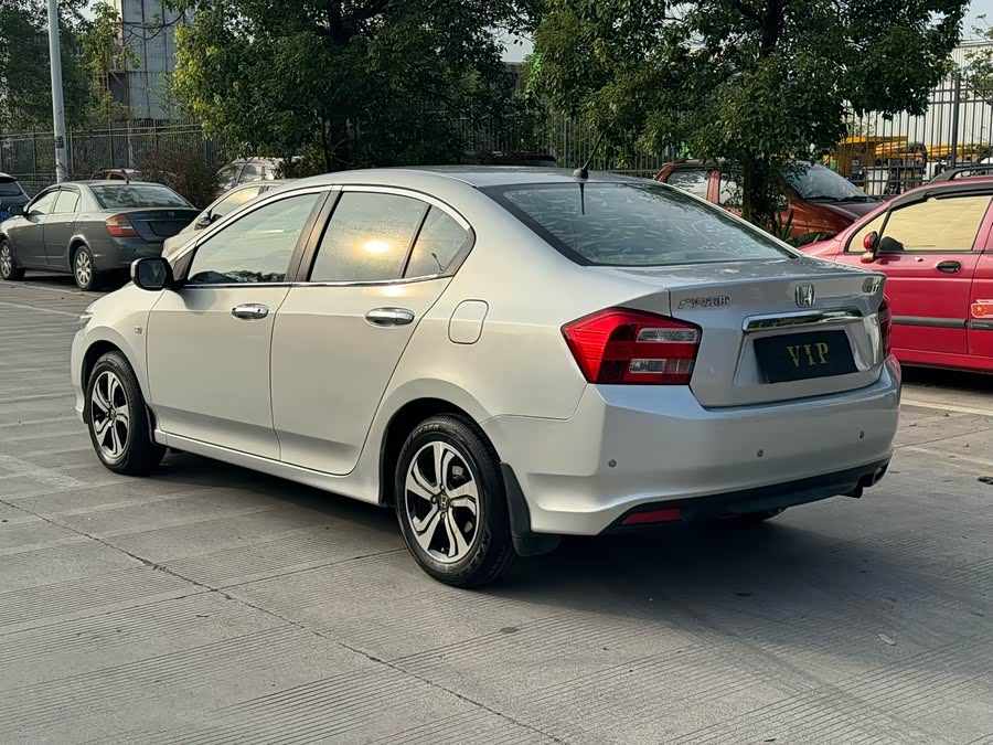 Honda City Classic 2013 immagine di auto #7