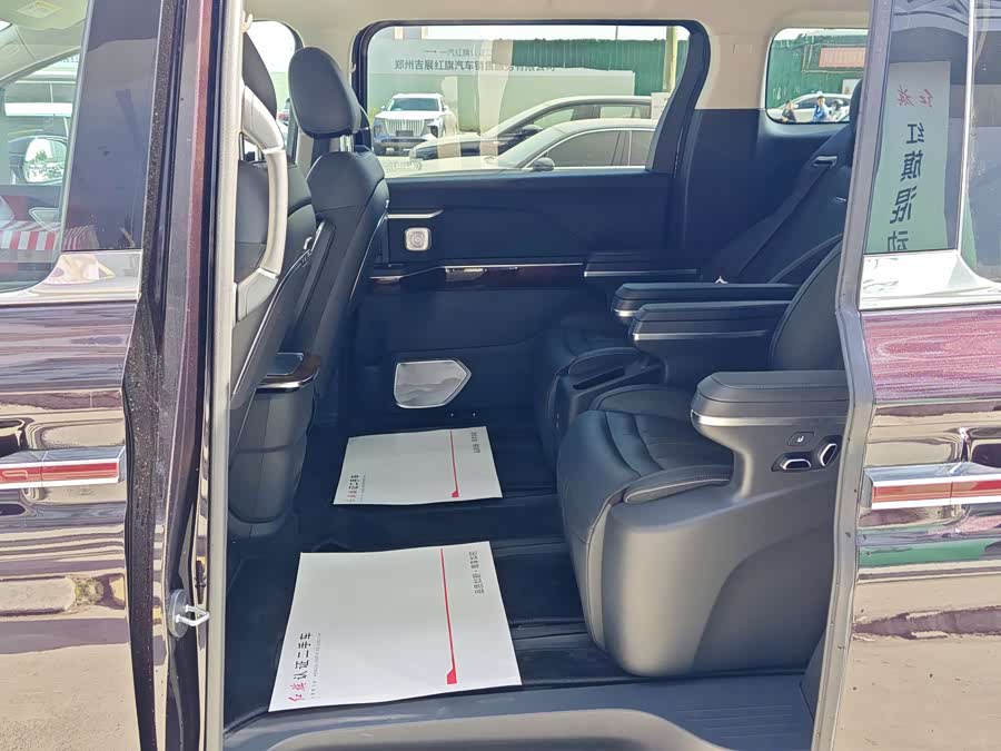 HongQi HQ9 2023 car image #7