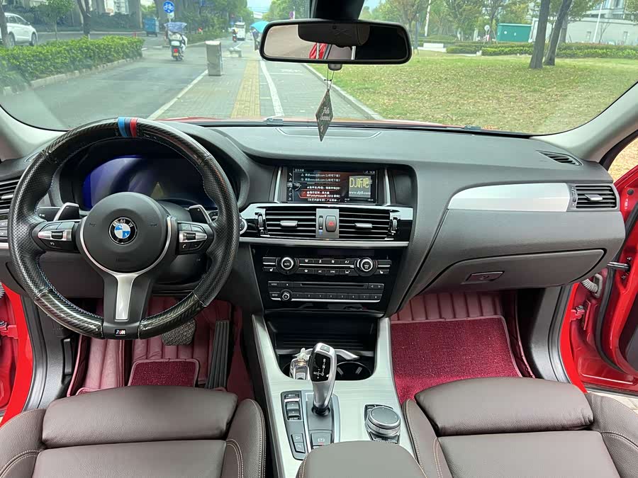 BMW X4 2017 car image #7