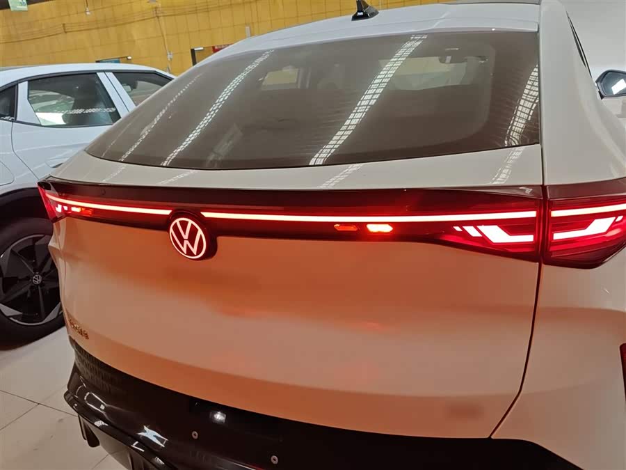 Volkswagen ID.UNYX 06 2025 image de voiture #7