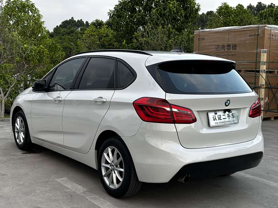 BMW 2 Series Tourer 2017 #7 BMW 2 Series Tourer 2017 imagem de carro #7