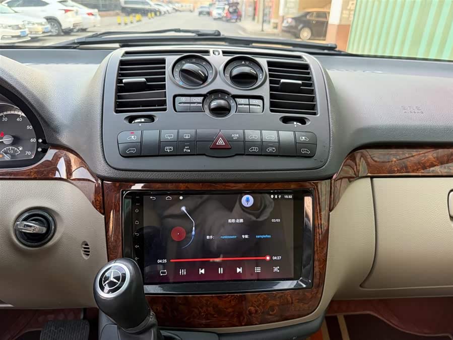 奔驰 唯雅诺 2014 汽车图片 #7