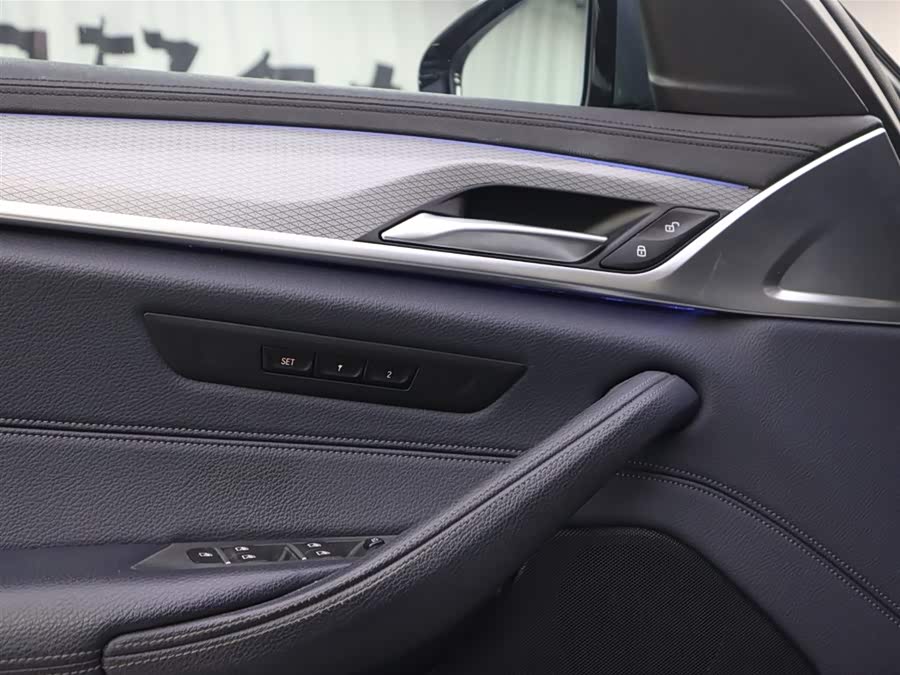 BMW 5 Series (Imported) 2018 #7 BMW 5 Series (Imported) 2018 car image #7