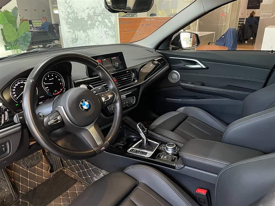 BMW 1 Series 2021 immagine di auto #7