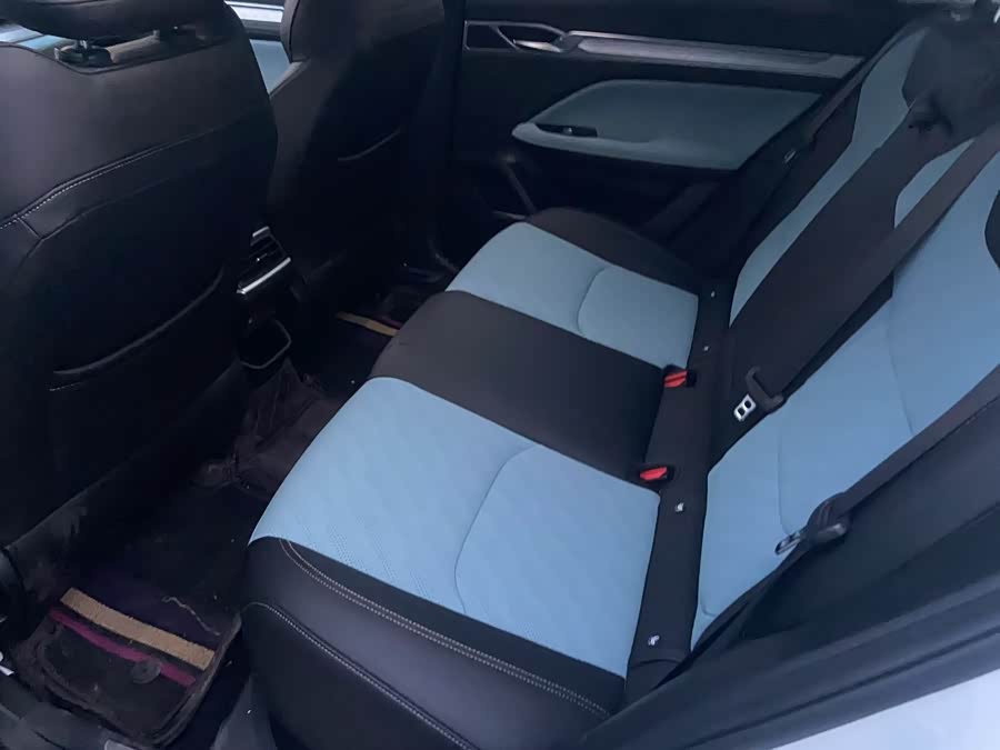 GEELY Emgrand L 2022 car image #7