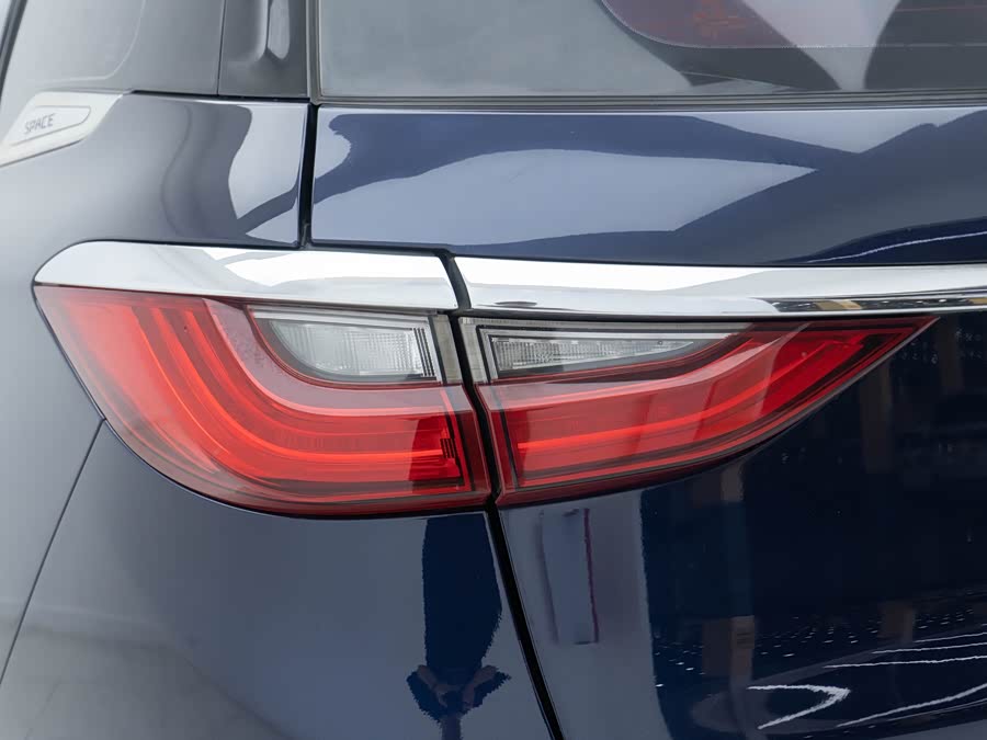 BYD Song MAX 2018 car image #7