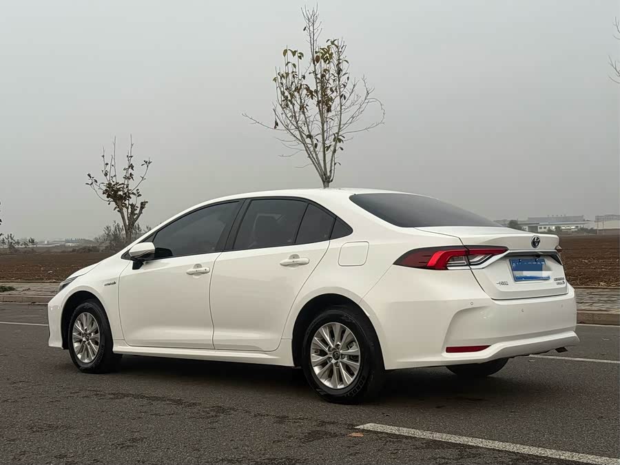 Toyota Corolla Hybird E+ 2022 immagine di auto #7