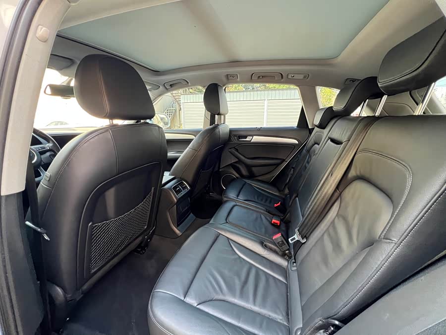 Audi Q5 (Imported) 2016 car image #7