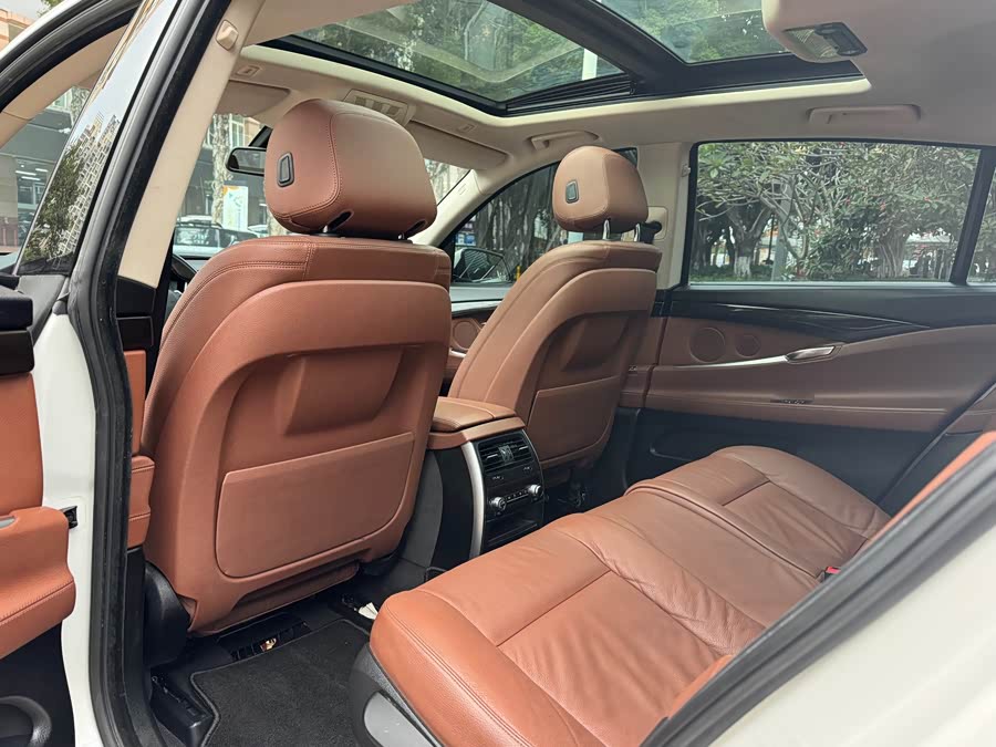 BMW 5 Series GT 2016 #7 BMW 5 Series GT 2016 immagine di auto #7