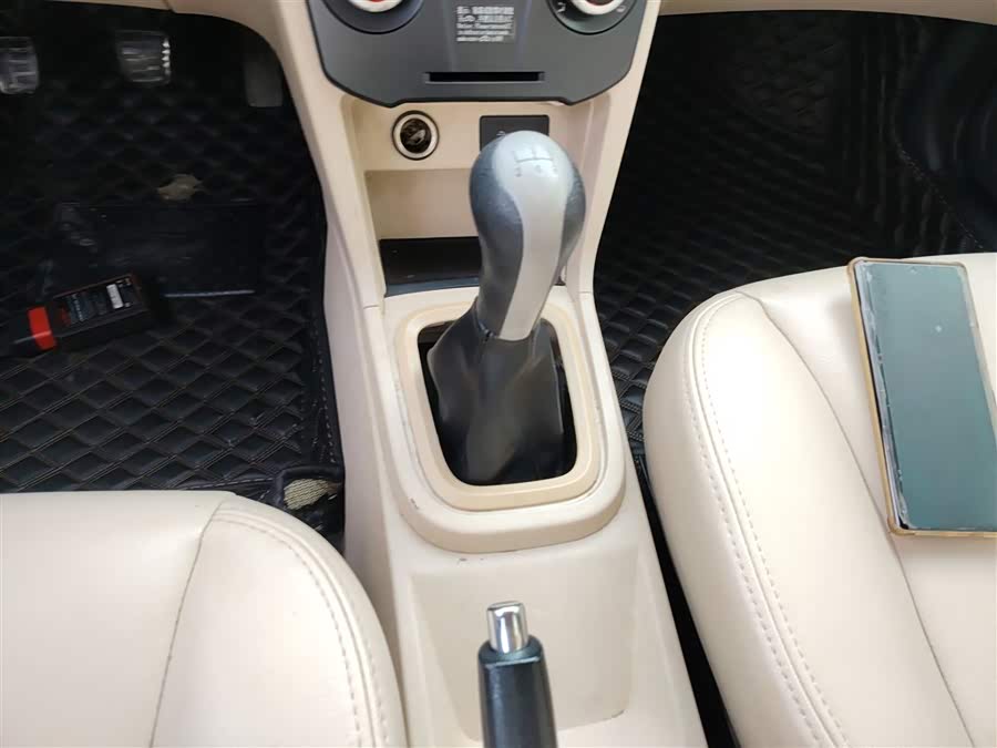 Chery Fulwin 2 2015 صورة سيارة #7