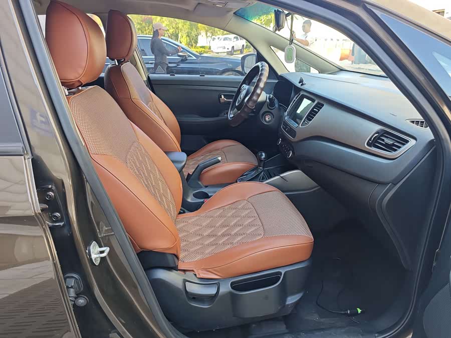 起亚 佳乐 2015 汽车图片 #7