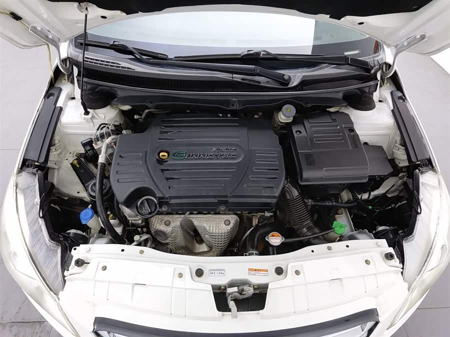 Suzuki Ciaz 2015 изображение автомобиля #7