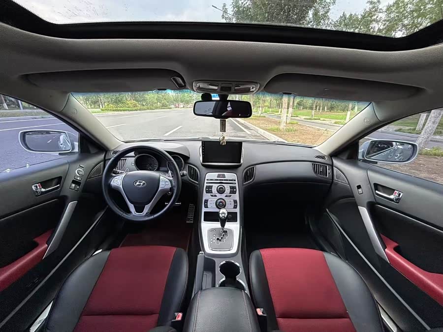 Hyundai Rohens-Coupe 2009 car image #7